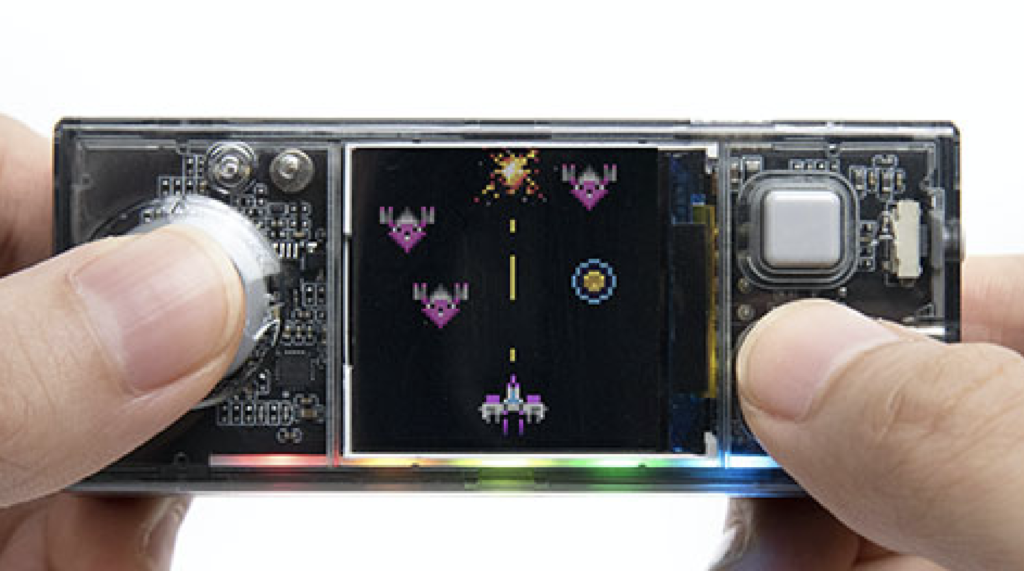 Videojuegos con la consola CyberPI